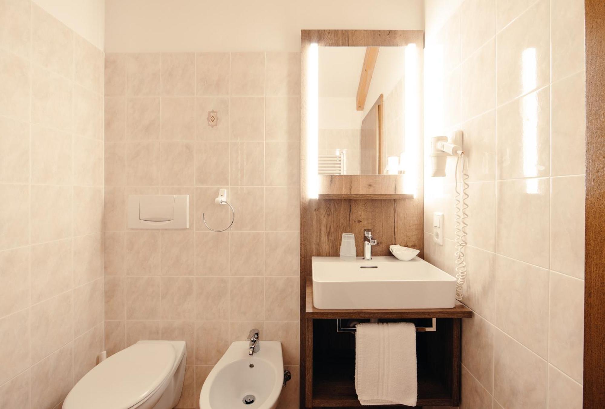 Hotel Ludwigshof & Luvina Trodena Pokój zdjęcie